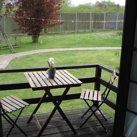 Hollydene Lodge ウィスタブル エクステリア 写真